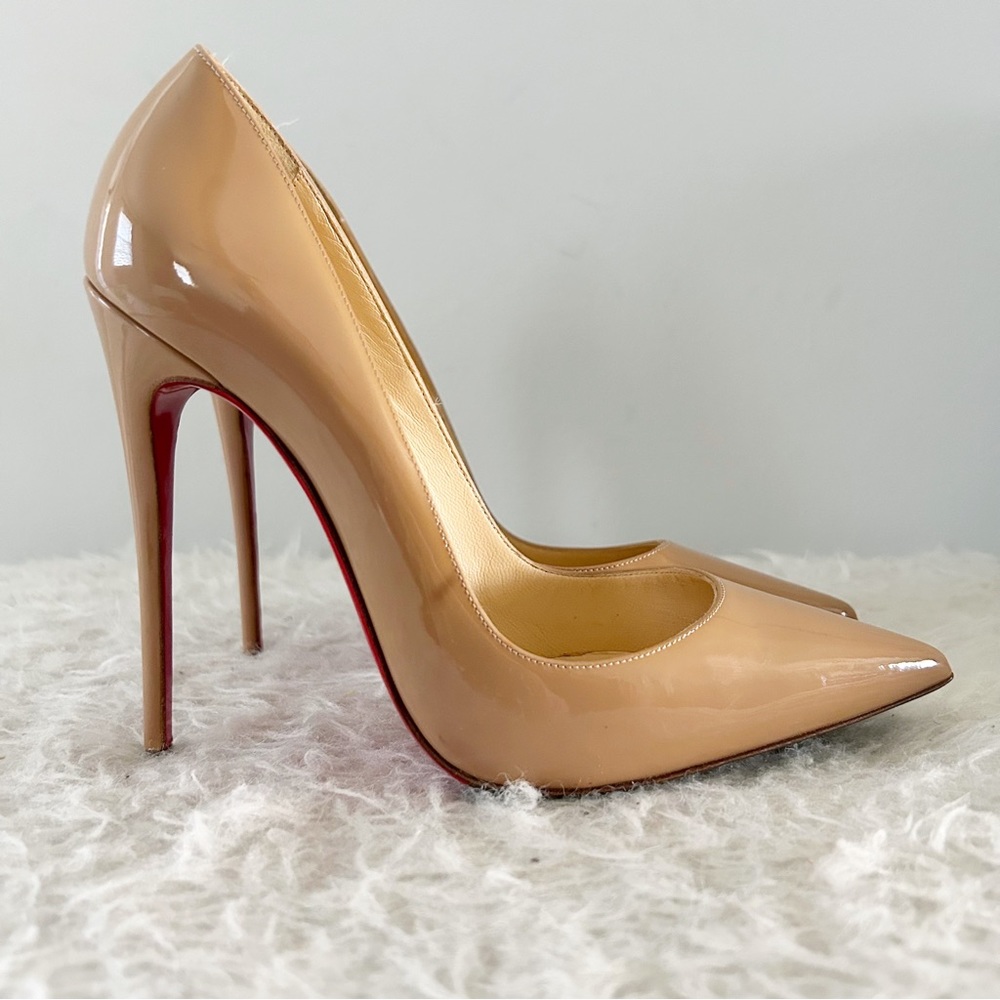 Christian Louboutin So Kate Tan Nude Patent Leather Pointed Toe Heels Size EU 39 - Picture 4 of 13
